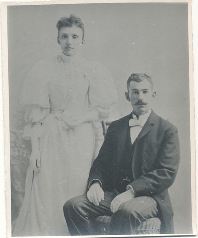 George W Fraleigh 1868-1940 and Hitty Teator 1868-1932.jpg