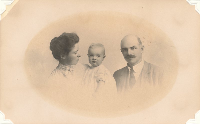 Rosalie, John, and Harvey Losee in 1908 when John was a child.